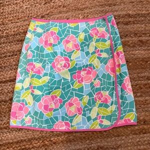 Vintage Lilly Pulitzer Size 6 Wrap Around Colorful Floral Mosaic Pattern Skirt